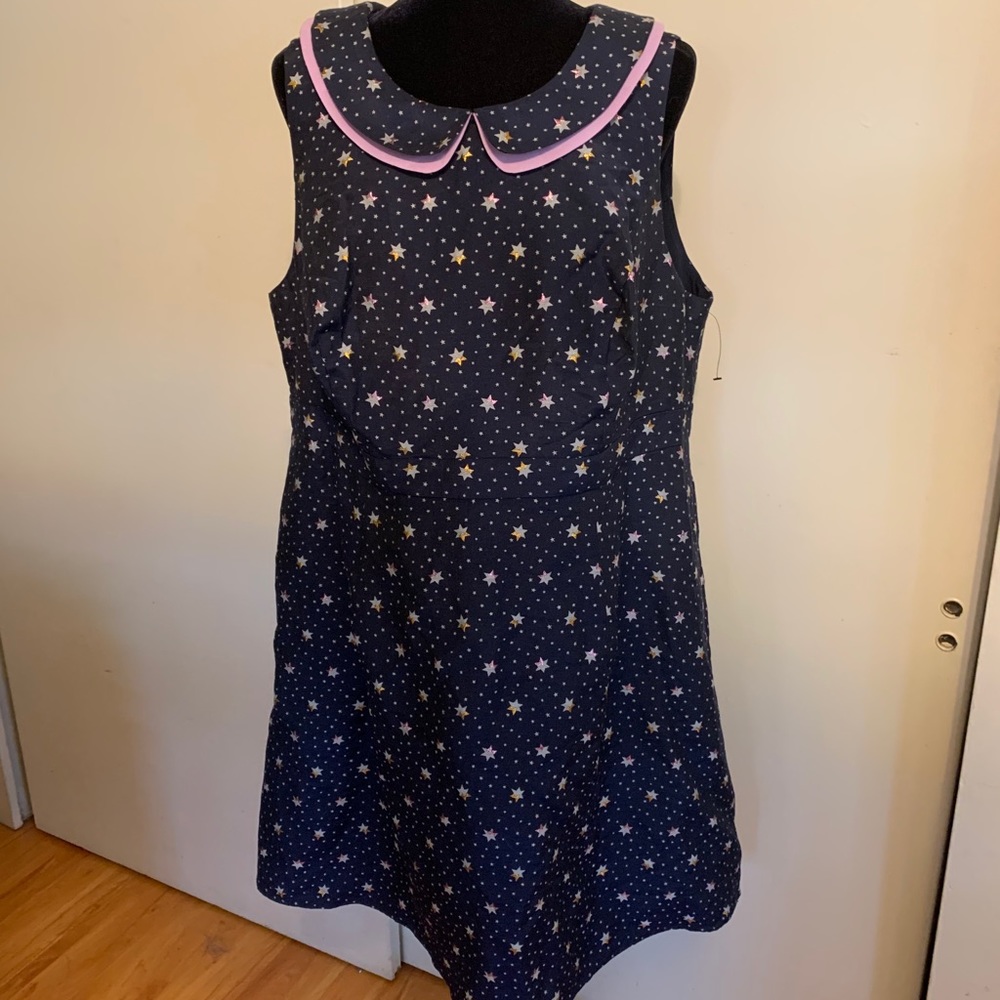 ModCloth/Lace & Mesh MIDI Dress